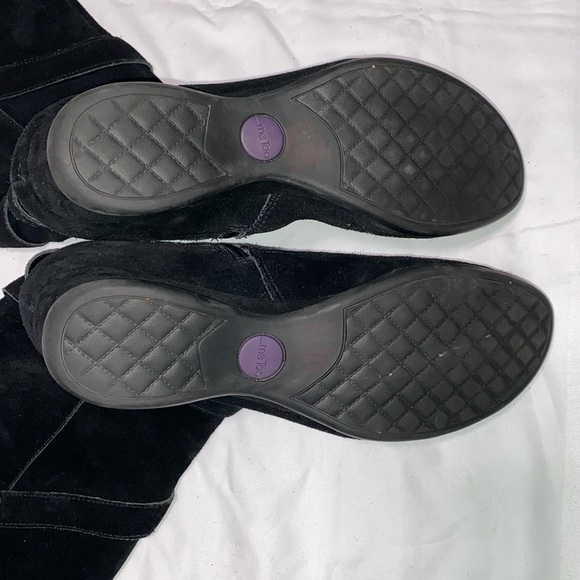 Me Too Around Sz 10 M Black suede tall knee high wedge heel buckle strappy boots - Picture 4 of 7